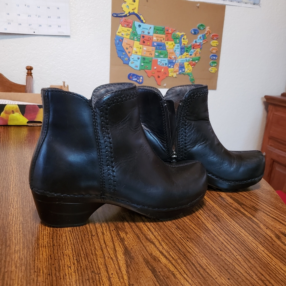 Dansko Scout black leather Ankleboot.